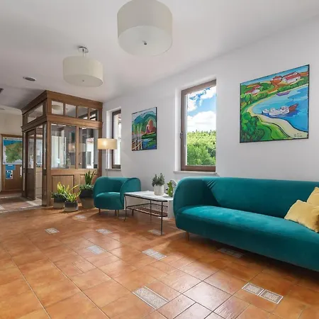 假日公园 Ostrzyce Spa 3*