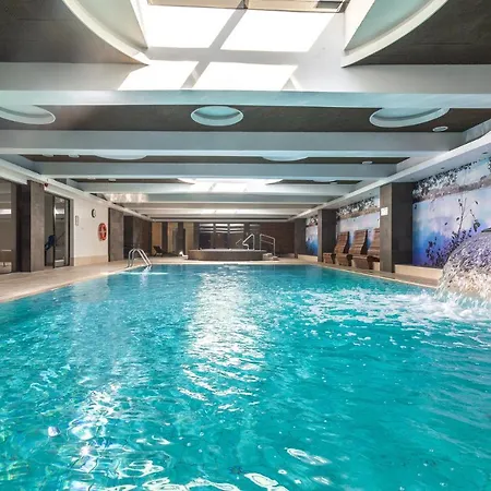 Ostrzyce Spa Holiday park 3*