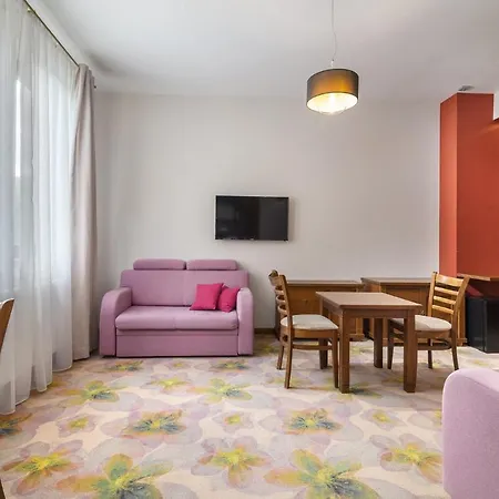 Ostrzyce Spa Holiday park 3*
